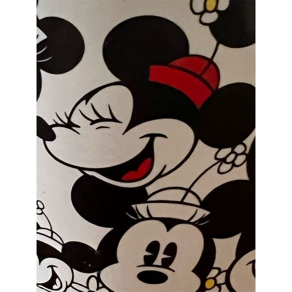 Disney Minnie Mouse Cute Ceramic Coffee Mug Cup All-Over Print Valentine’s Day ￼ - Picture 9 of 11
